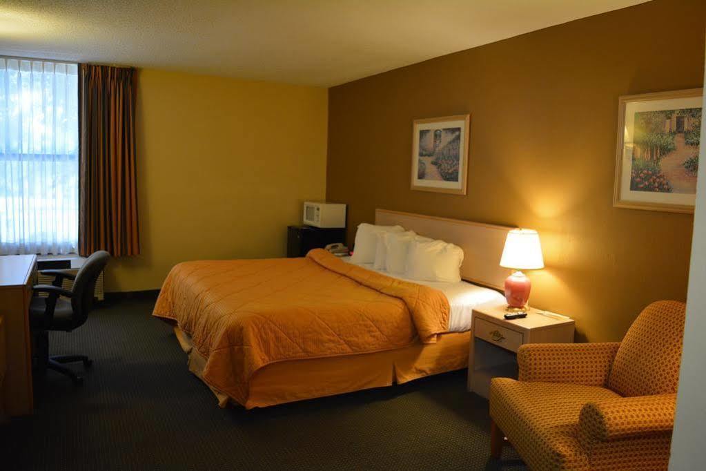 Quality Inn Near Six Flags St. Louis Pacific Dış mekan fotoğraf